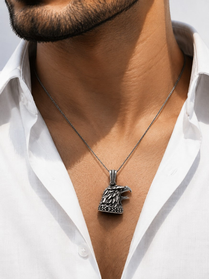 Baaz Pendant