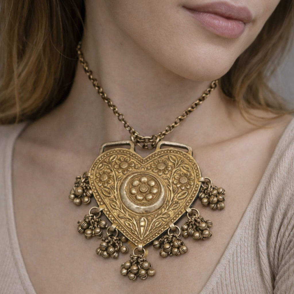 VINTAGE HEART SHAPED PENDANT IN GOLD PLATED FINISH AND GHUNGROO DANGLERS