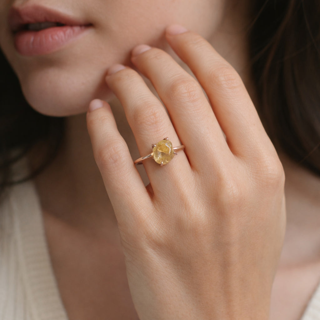 SILVER RING WITH IRREGULAR GOLDEN TOPAZ