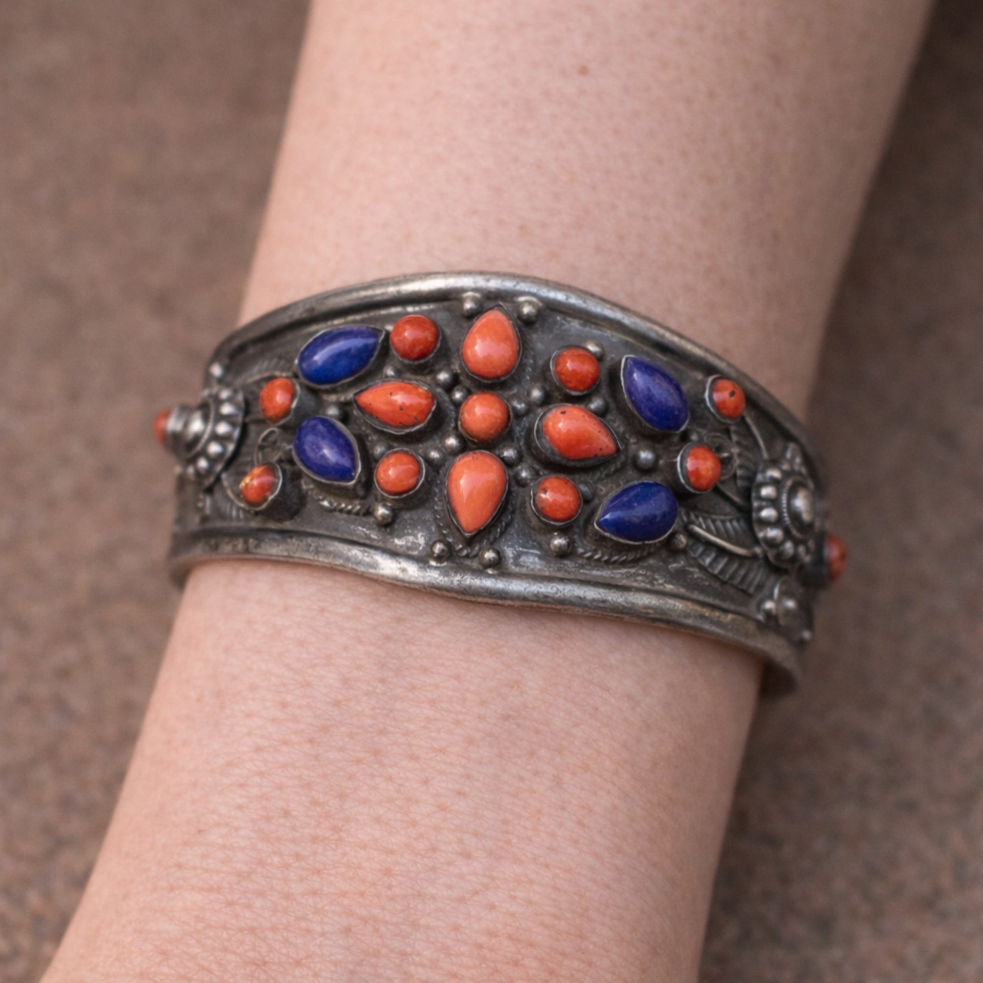OXIDISED SILVER KADA FEATURING CORALS AND LAPIS