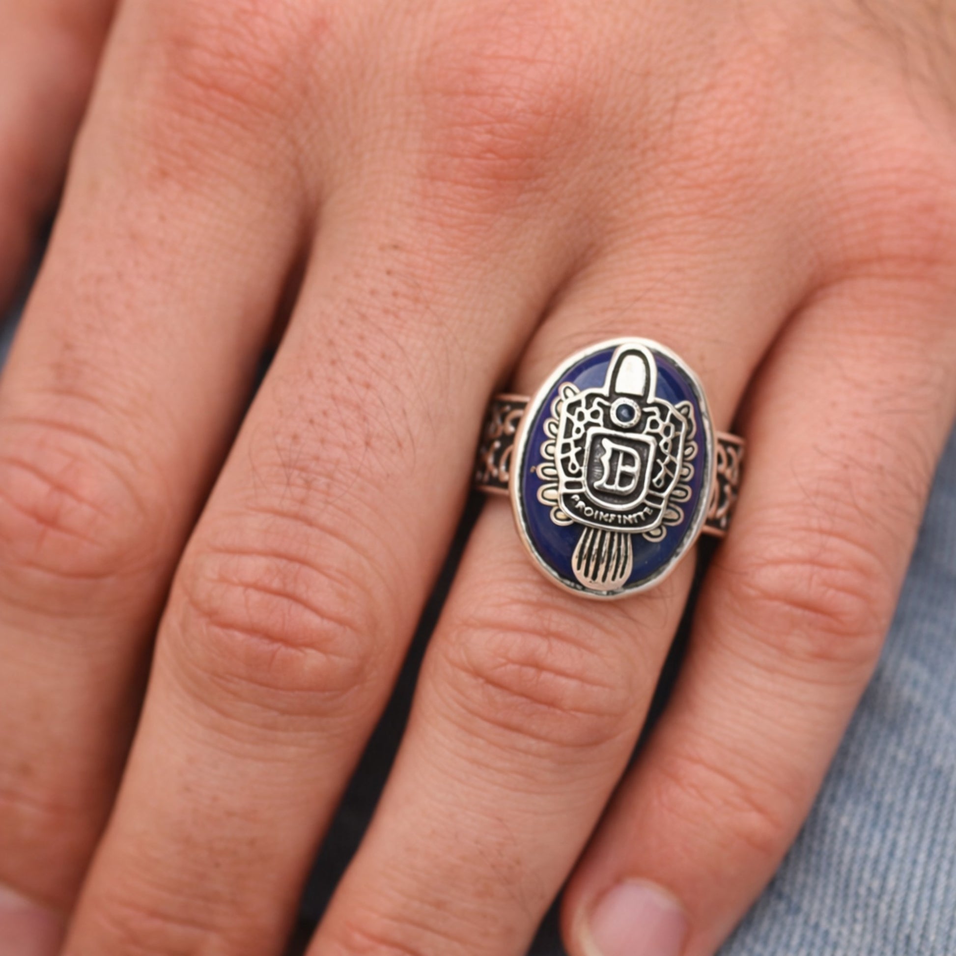 TRIBAL SILVER RING FEATURING A LAPIS LAZULLI STONE
