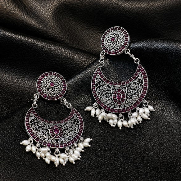 Chand Noor Earrings