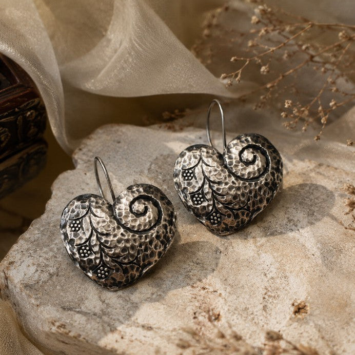Dilruba Earrings
