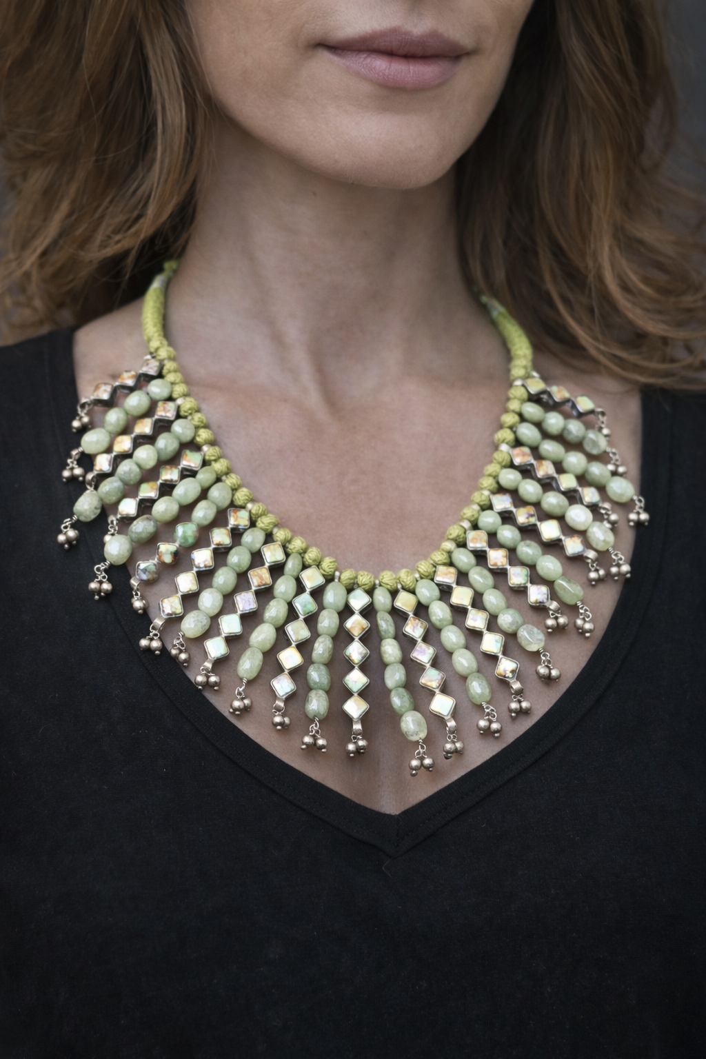 SILVER NECKLACE WITH GREEN TURQUOISE STONES AND SILVER DANGLERS