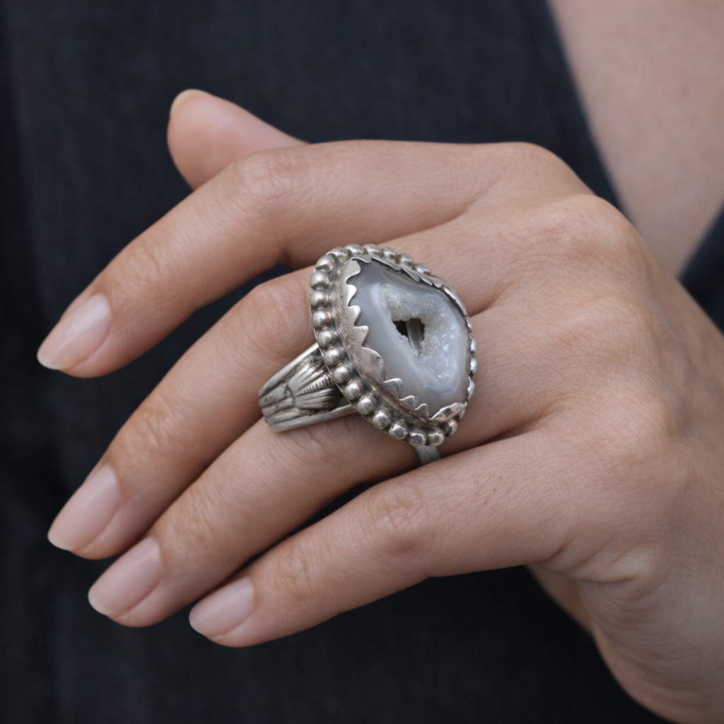 RUSTIC SILVER RING FEATURING A RAW AGATE SLICE IN A BOLD BEADED BEZEL