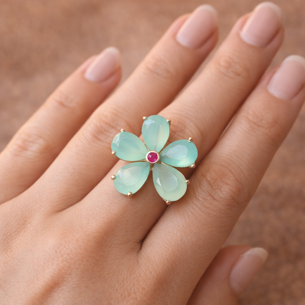 SILVER FLOWER RING WITH BLUE AGATE