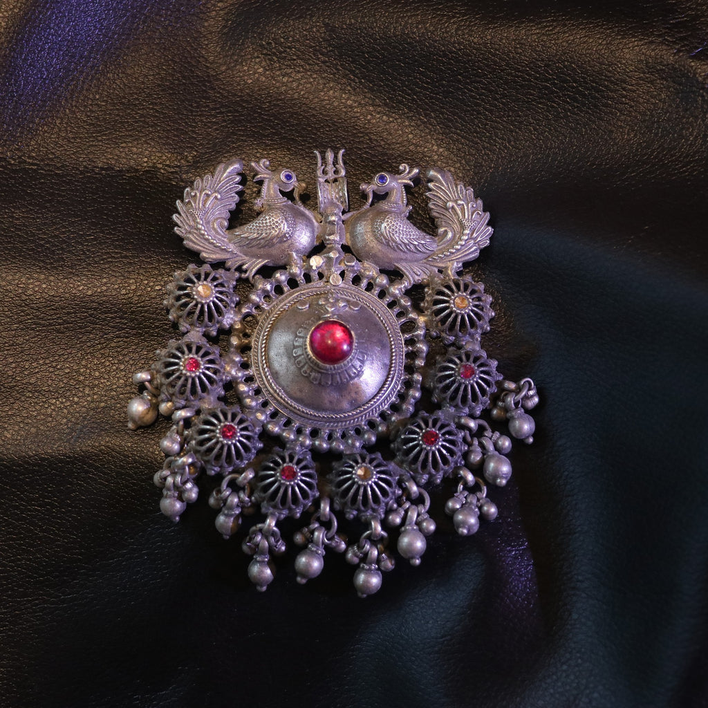 SILVER PENDANT WITH TWIN PEACOCK FIGURES