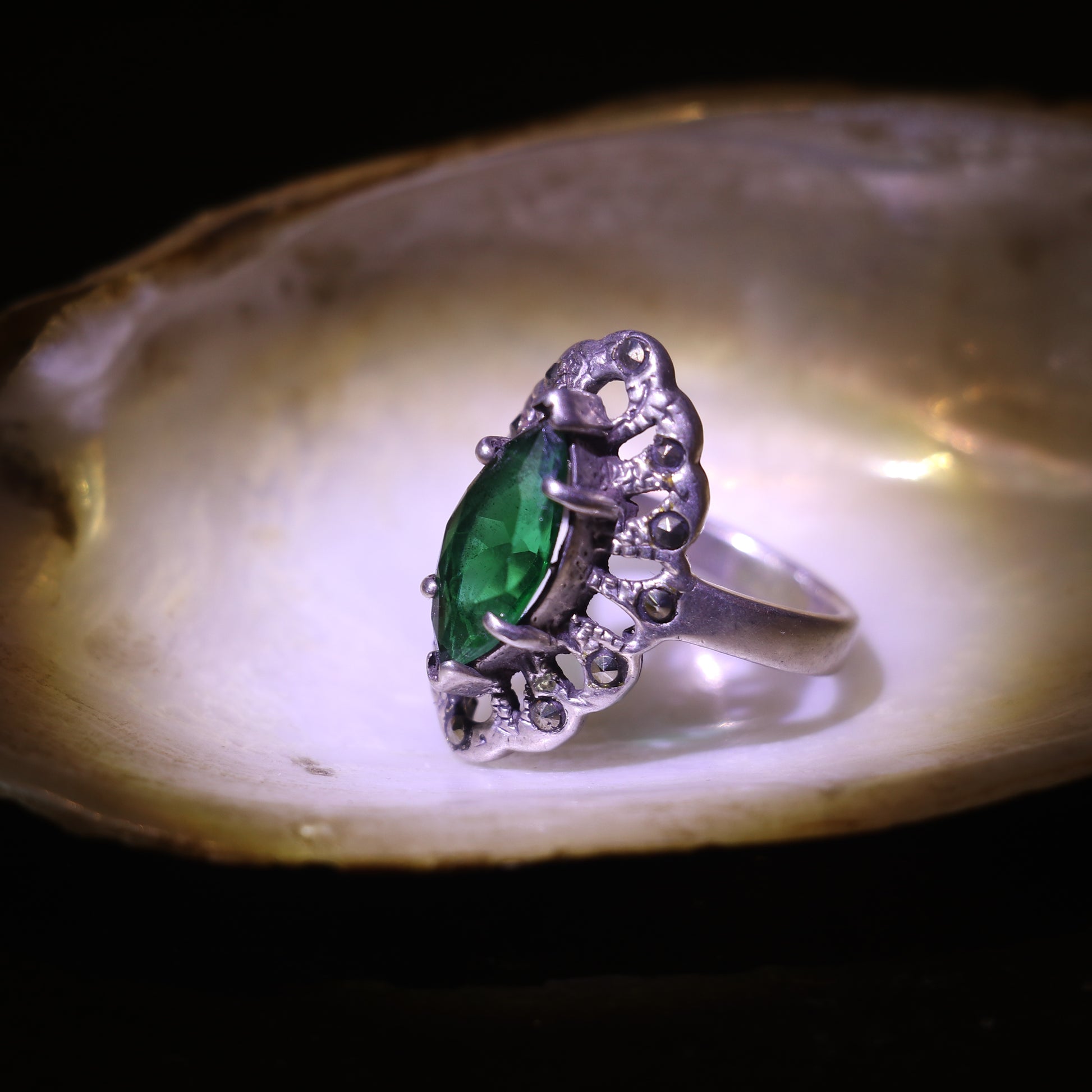 SILVER RING WITH GREEN GEMSTONE AND MARCASITE STONES