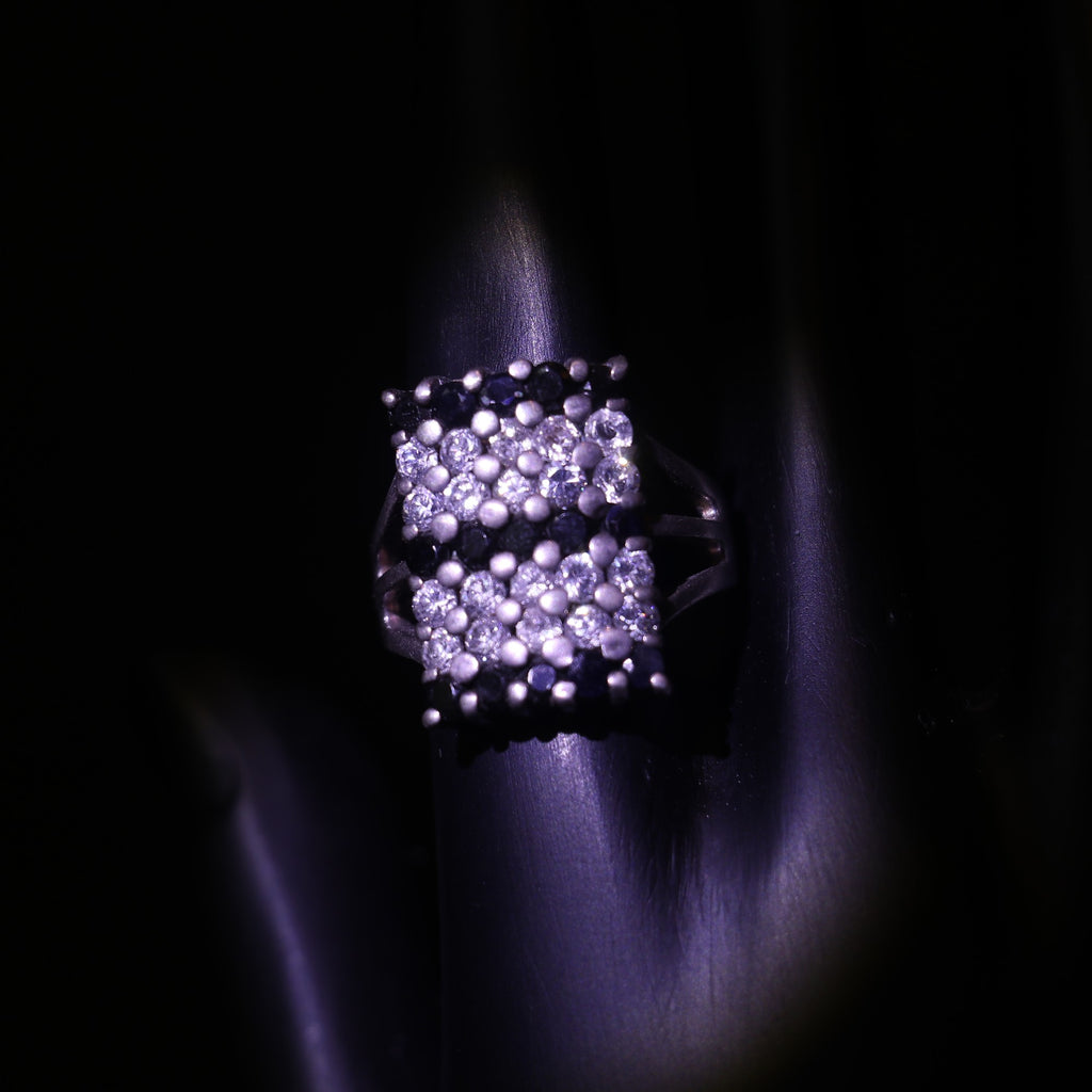 SILVER RING WITH WHITE ZIRCONS