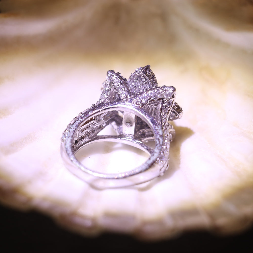 SILVER FLORAL RING WITH ZIRCON ACCENTS