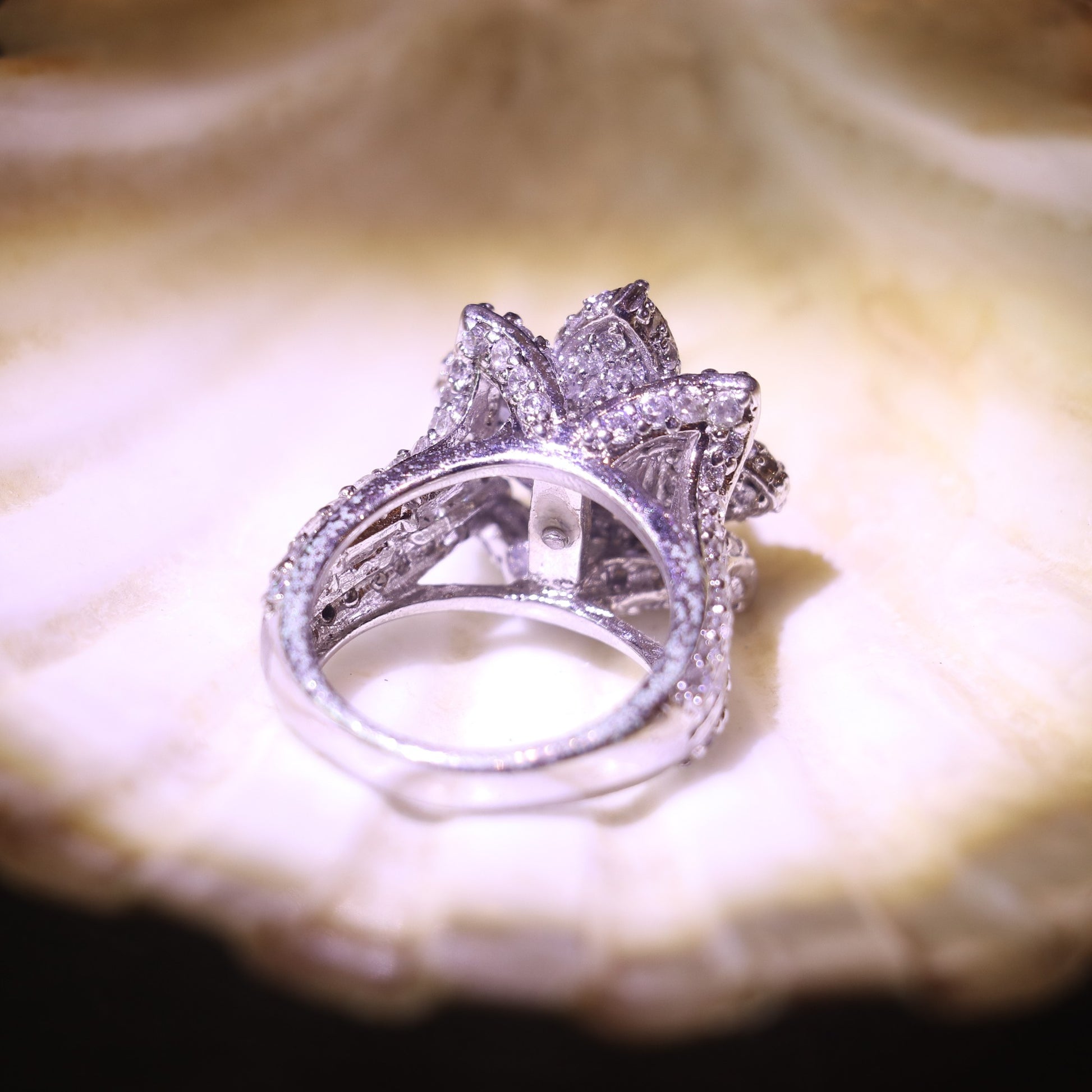 SILVER FLORAL RING WITH ZIRCON ACCENTS