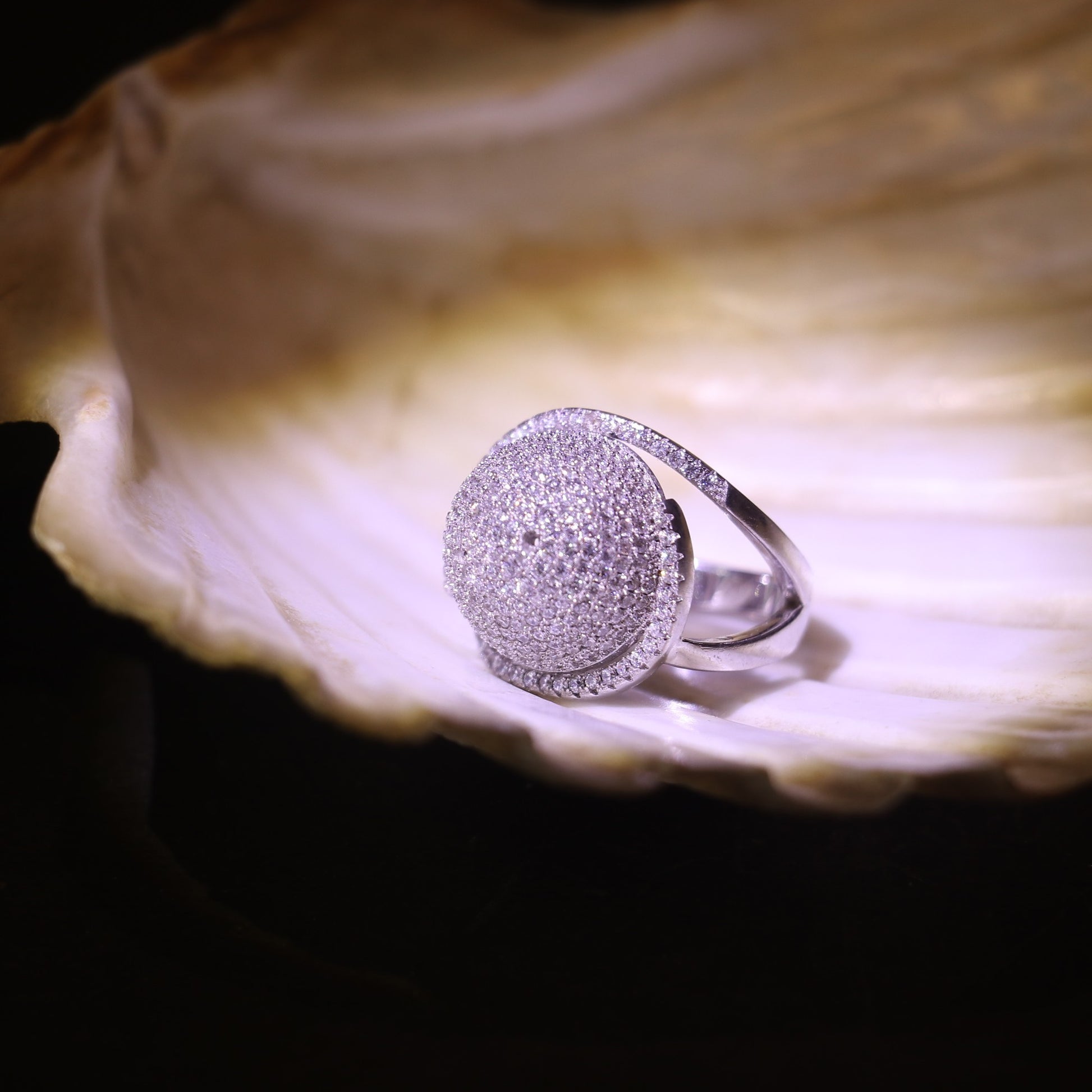 SILVER DOME RING WITH SMALL SPARKLING ZIRCONS