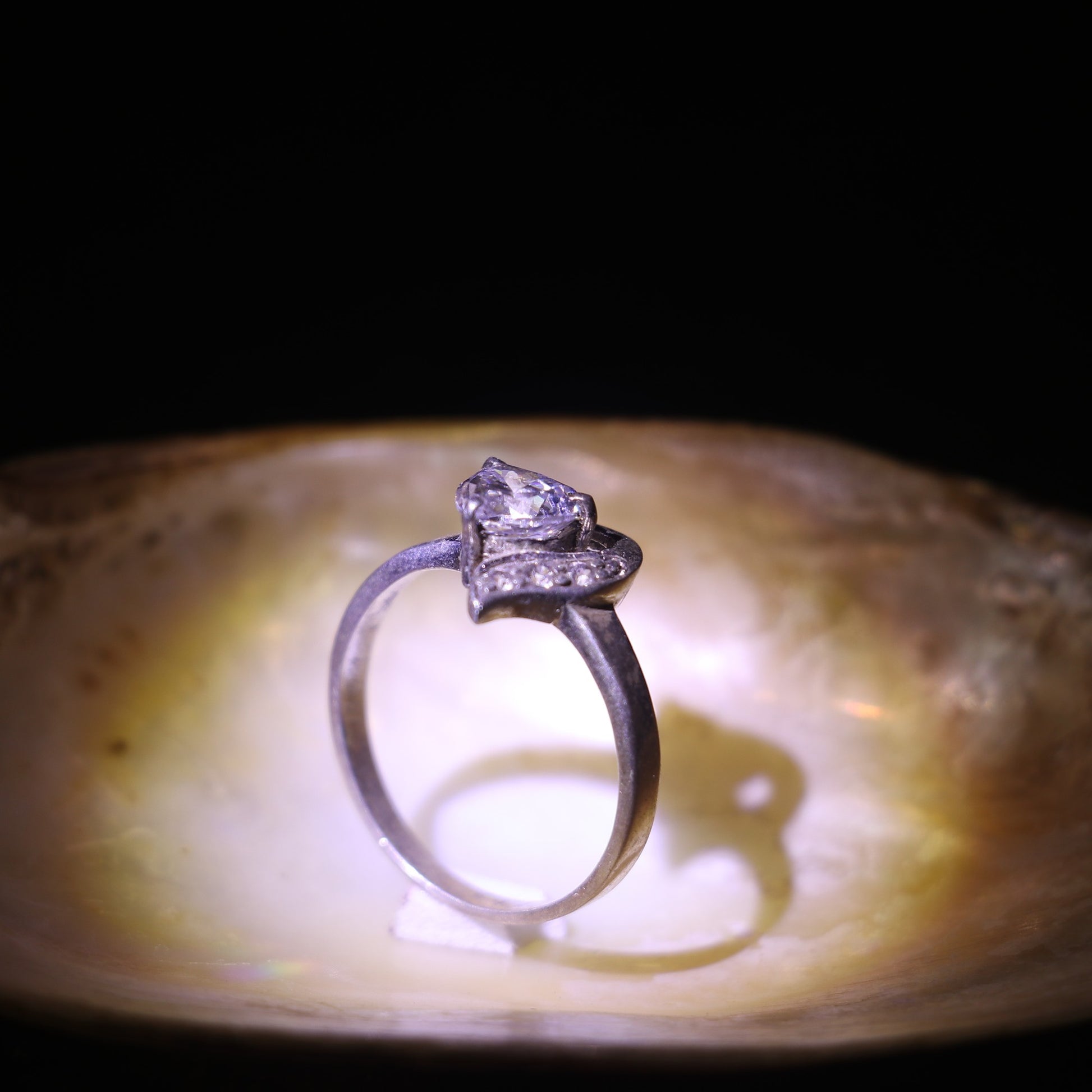SILVER RING WITH A HEART SHAPED ZIRCON