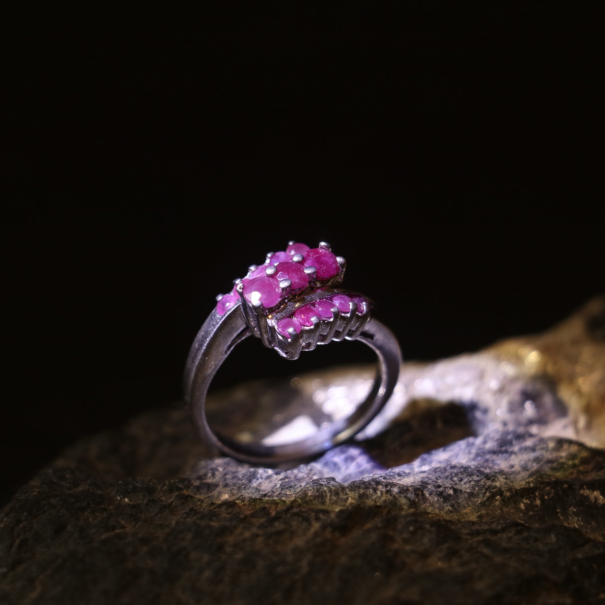 SILVER RING WITH INDIAN LAB GROWN RUBIES