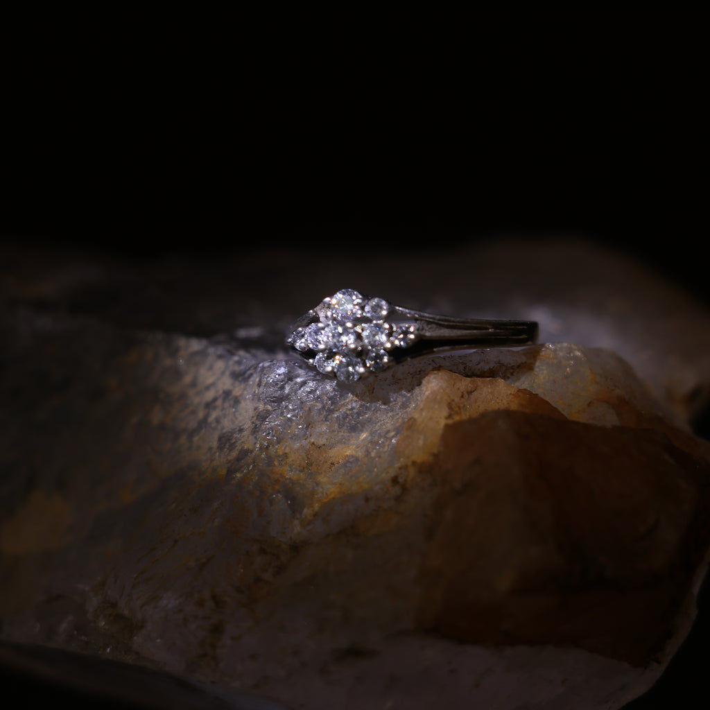 SILVER RING WITH CLUSTERED ZIRCONS