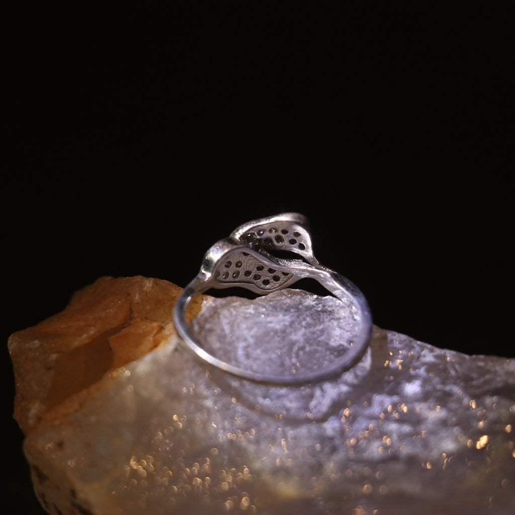 SILVER RING WITH CLUSTERED ZIRCONS