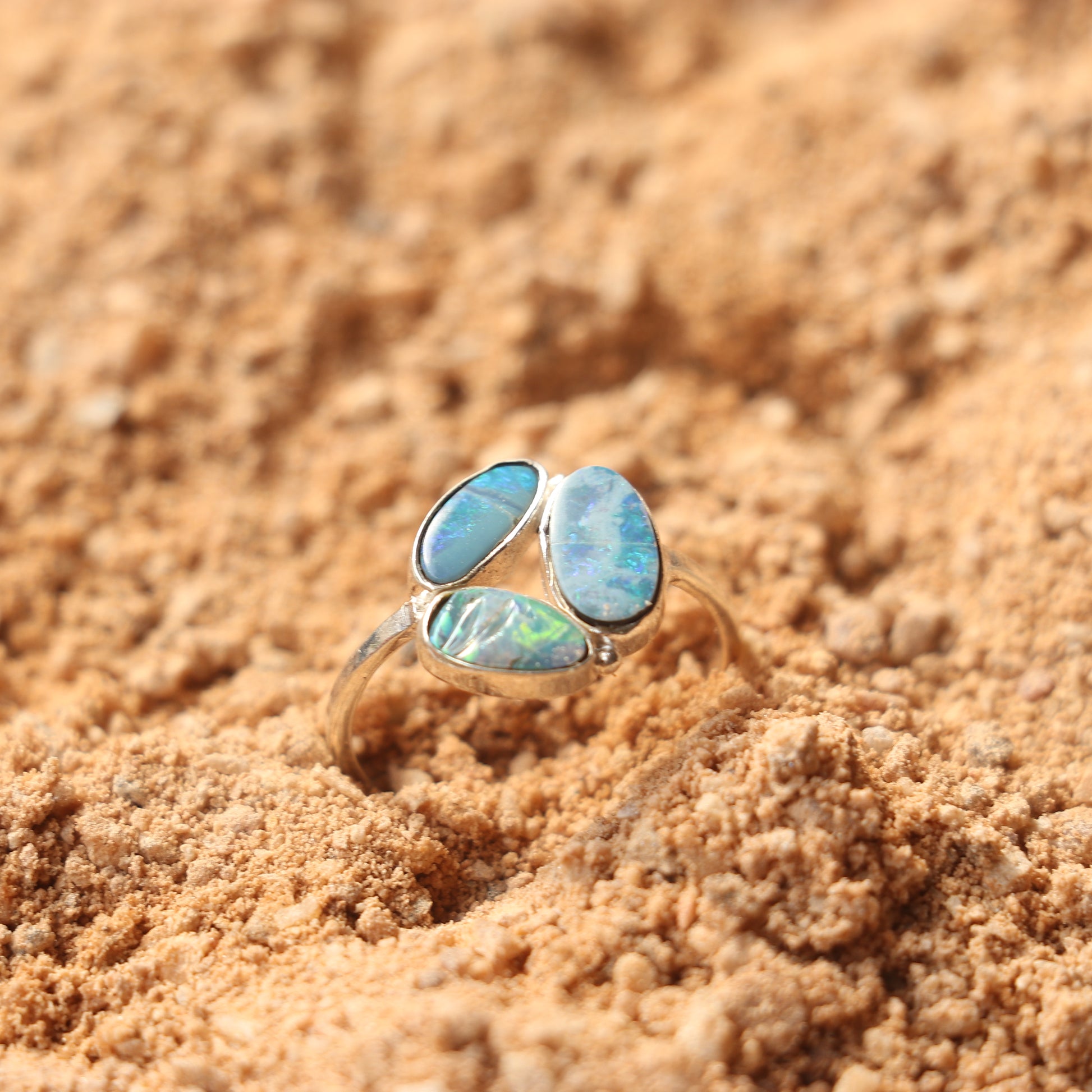 SILVER RING WITH AUSTRALIAN BLUE OPAL