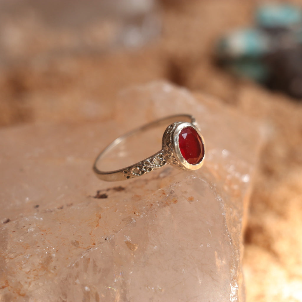 SILVER RING STUDDED WITH BANGKOK RUBY