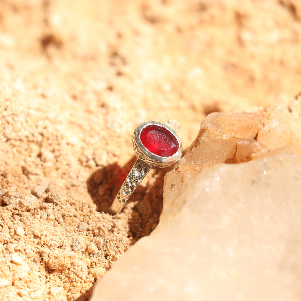 SILVER RING STUDDED WITH BANGKOK RUBY