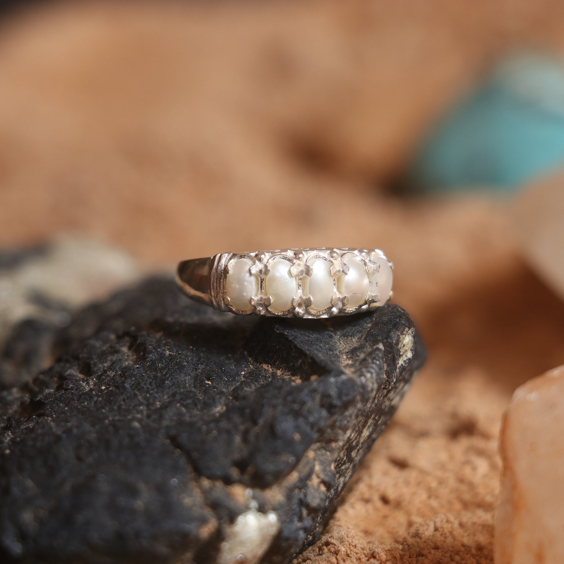 SILVER BAND STUDDED WITH NATURAL PEARLS