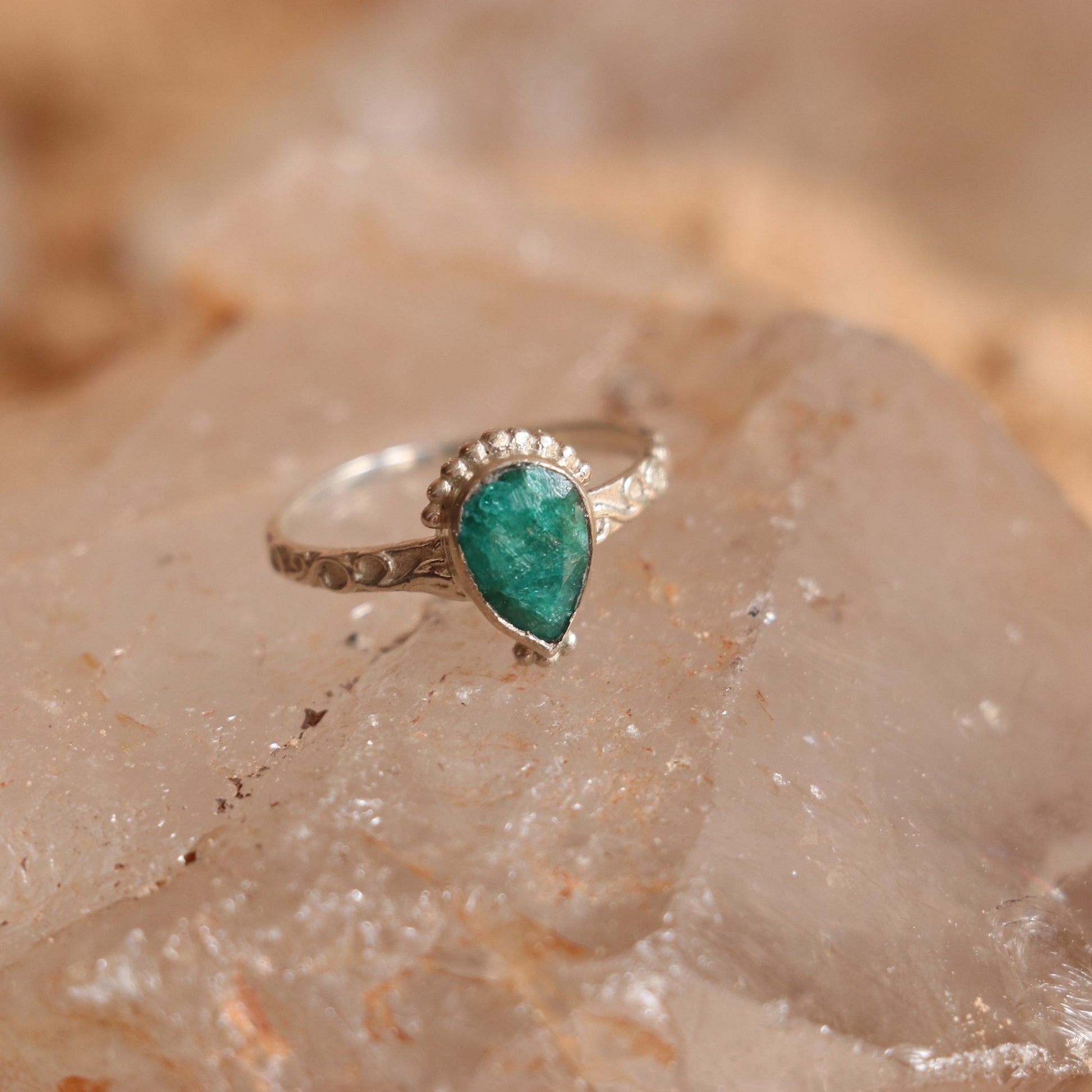 Silver Ring Studded With Teardrop Indian Emerald