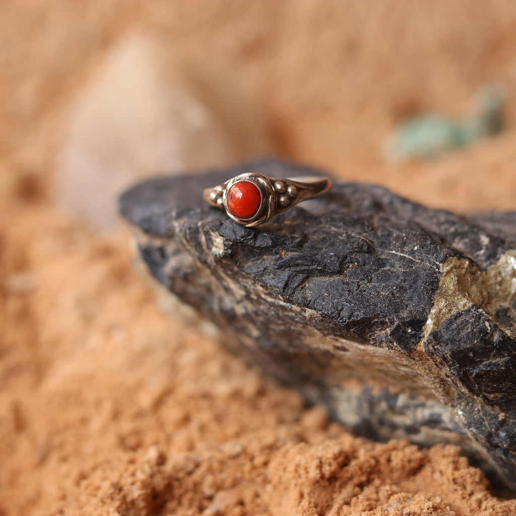 SILVER RING STUDDED WITH CORAL