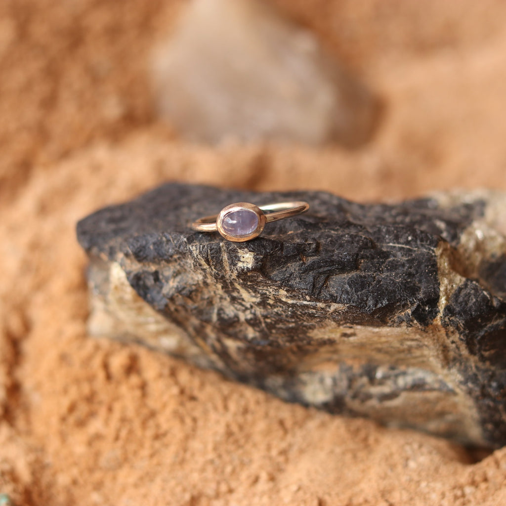 SILVER RING WITH TANZANITE