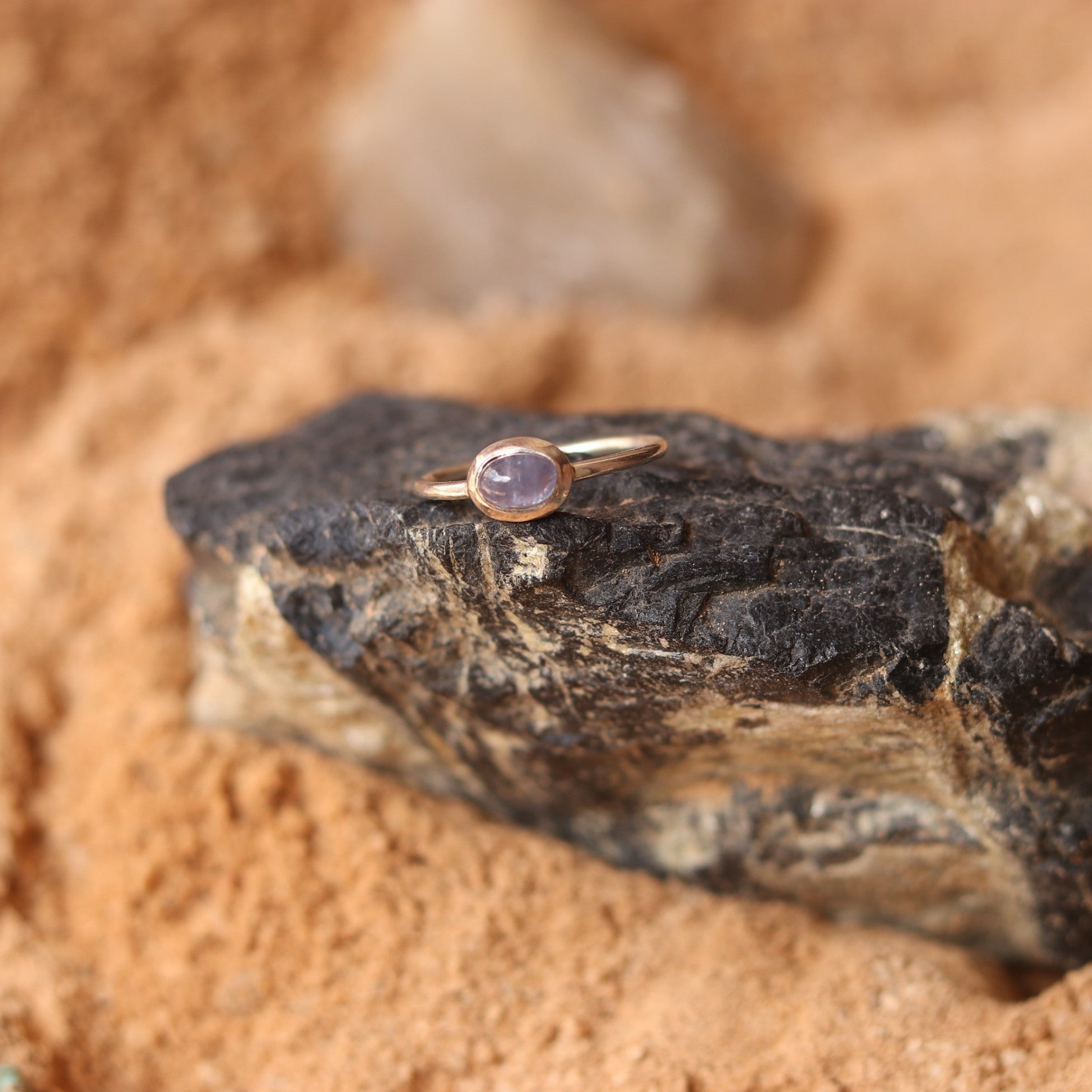 SILVER RING WITH TANZANITE