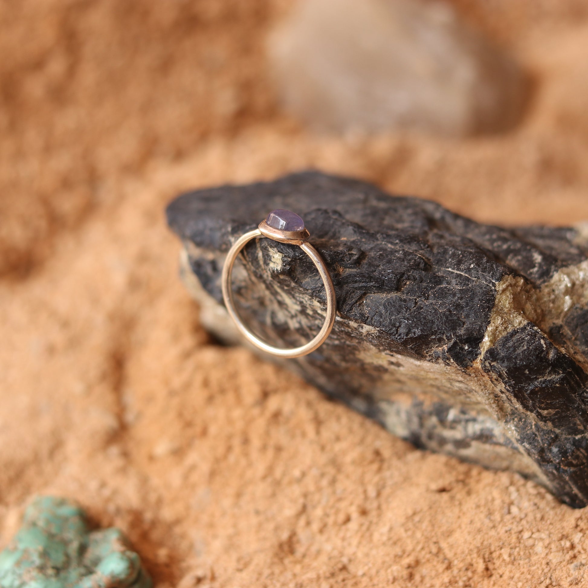 SILVER RING WITH TANZANITE