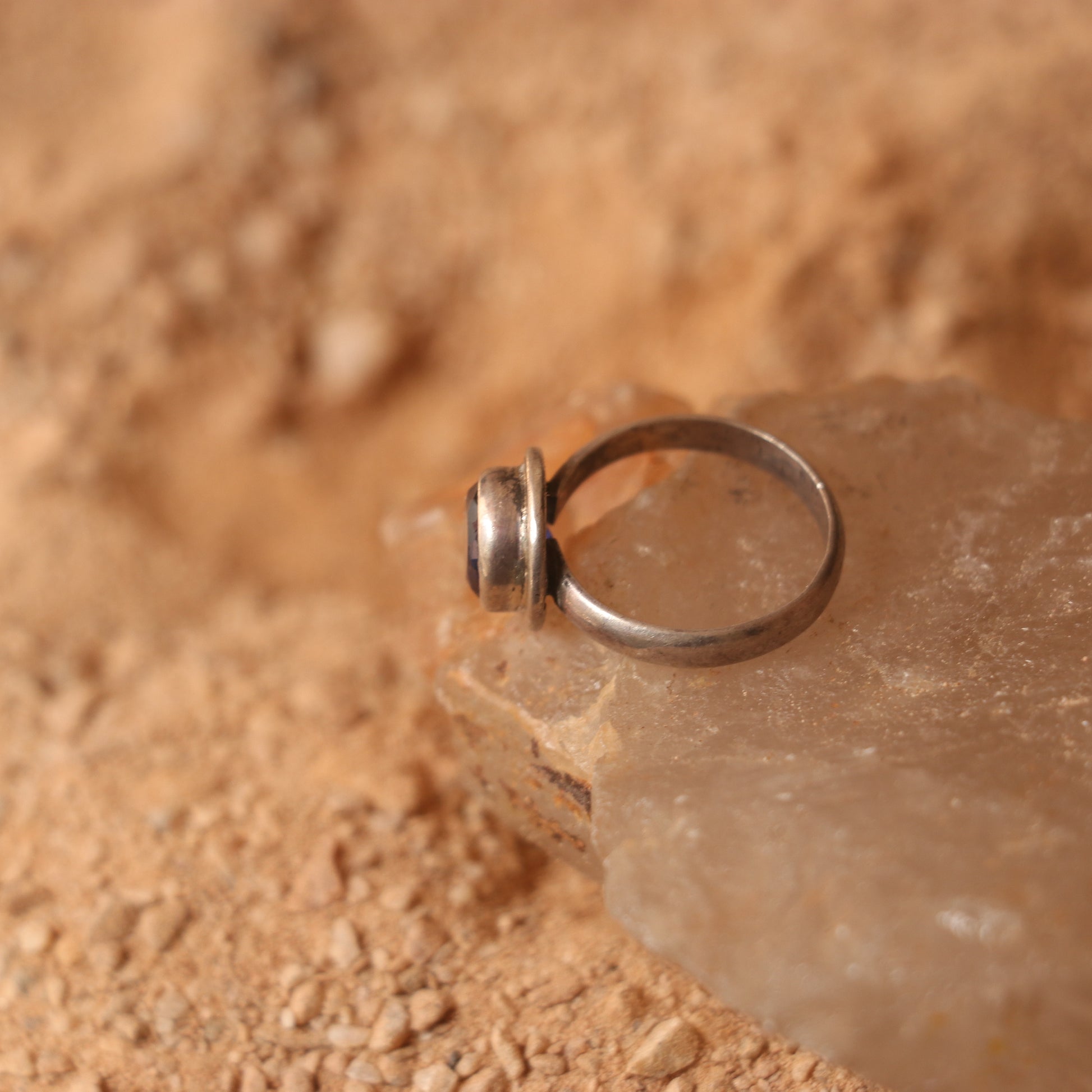 SILVER RING STUDDED WITH TANZANITE