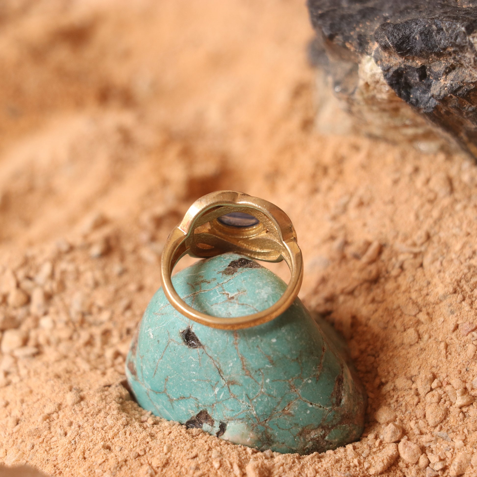 SILVER RING IN GOLD PLATING AND ENAMELED WORK WITH TANZANITE