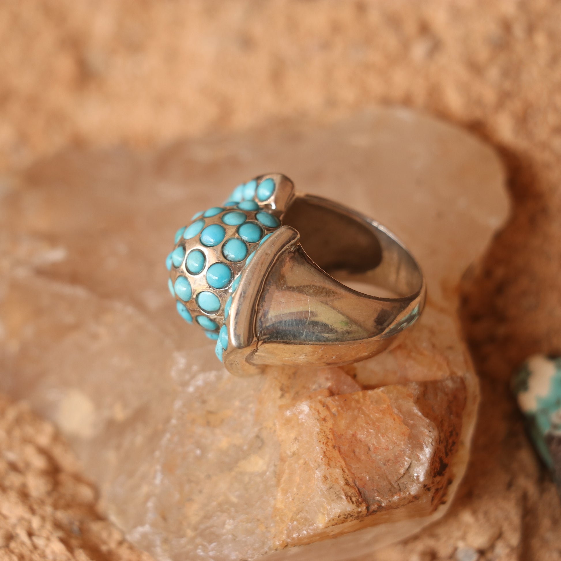 CHUNKY SILVER RING ADORNED WITH TURQUOISES