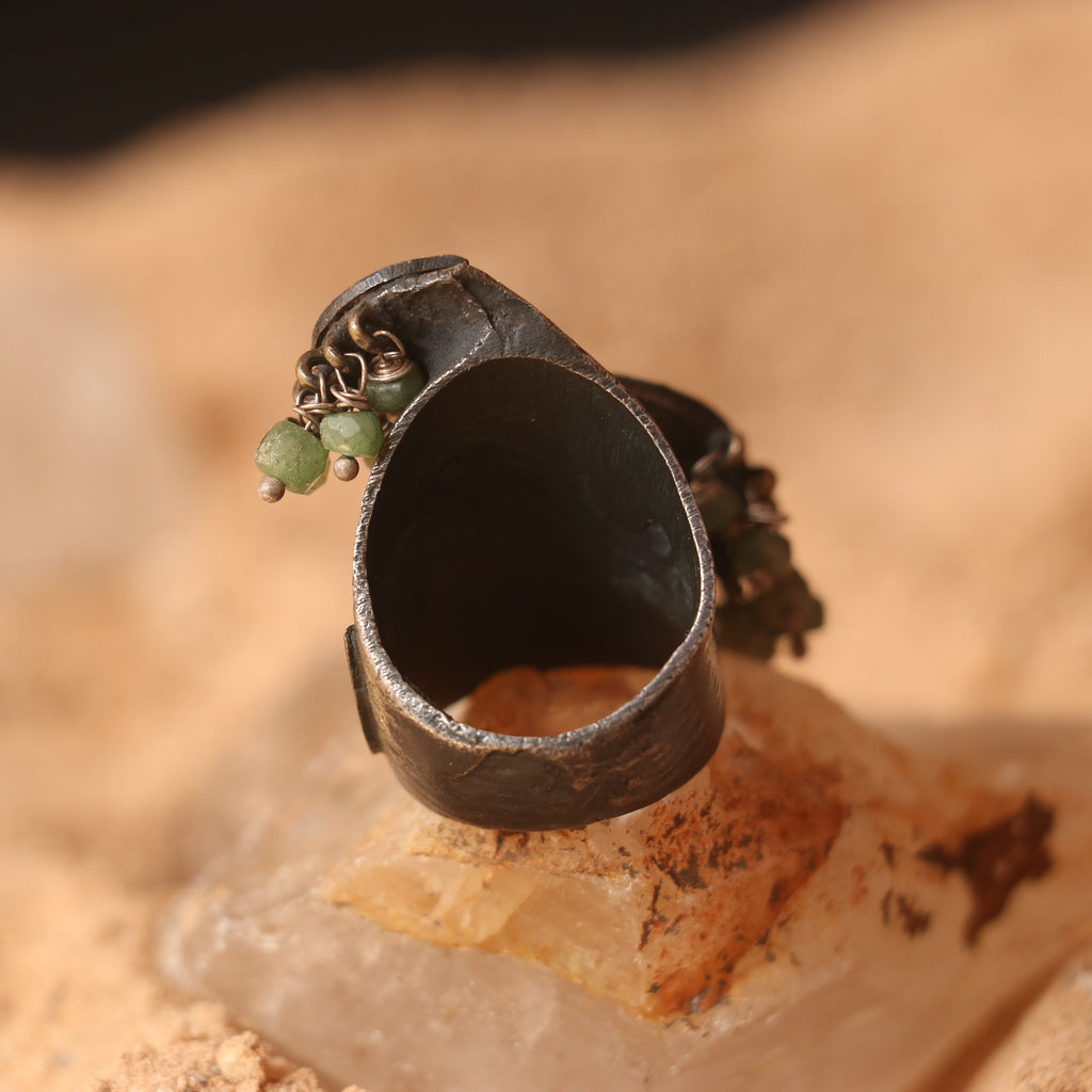 VINTAGE SILVER RING FEATURING RUBIES & EMERALDS