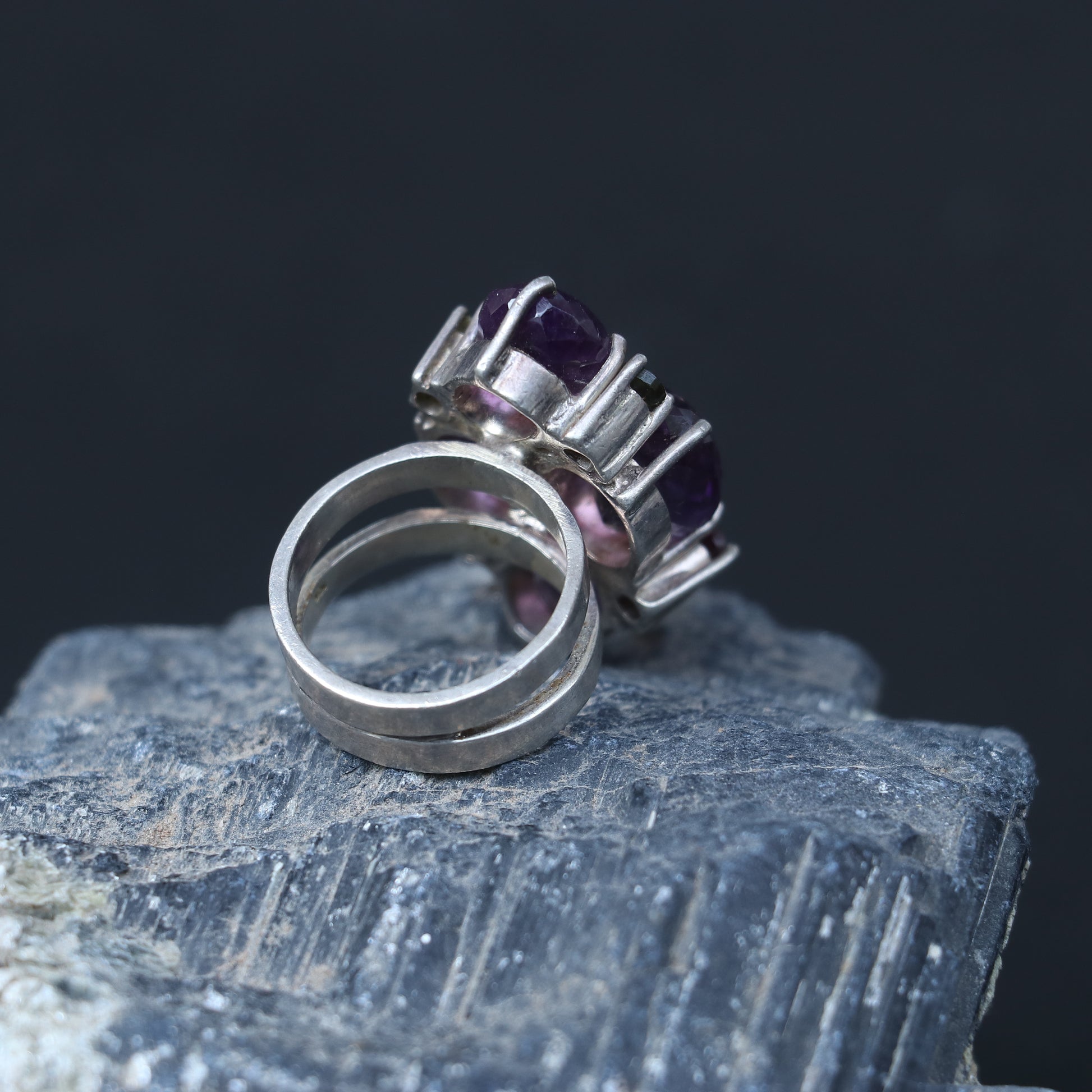 AFRICAN AMETHYST SILVER RING
