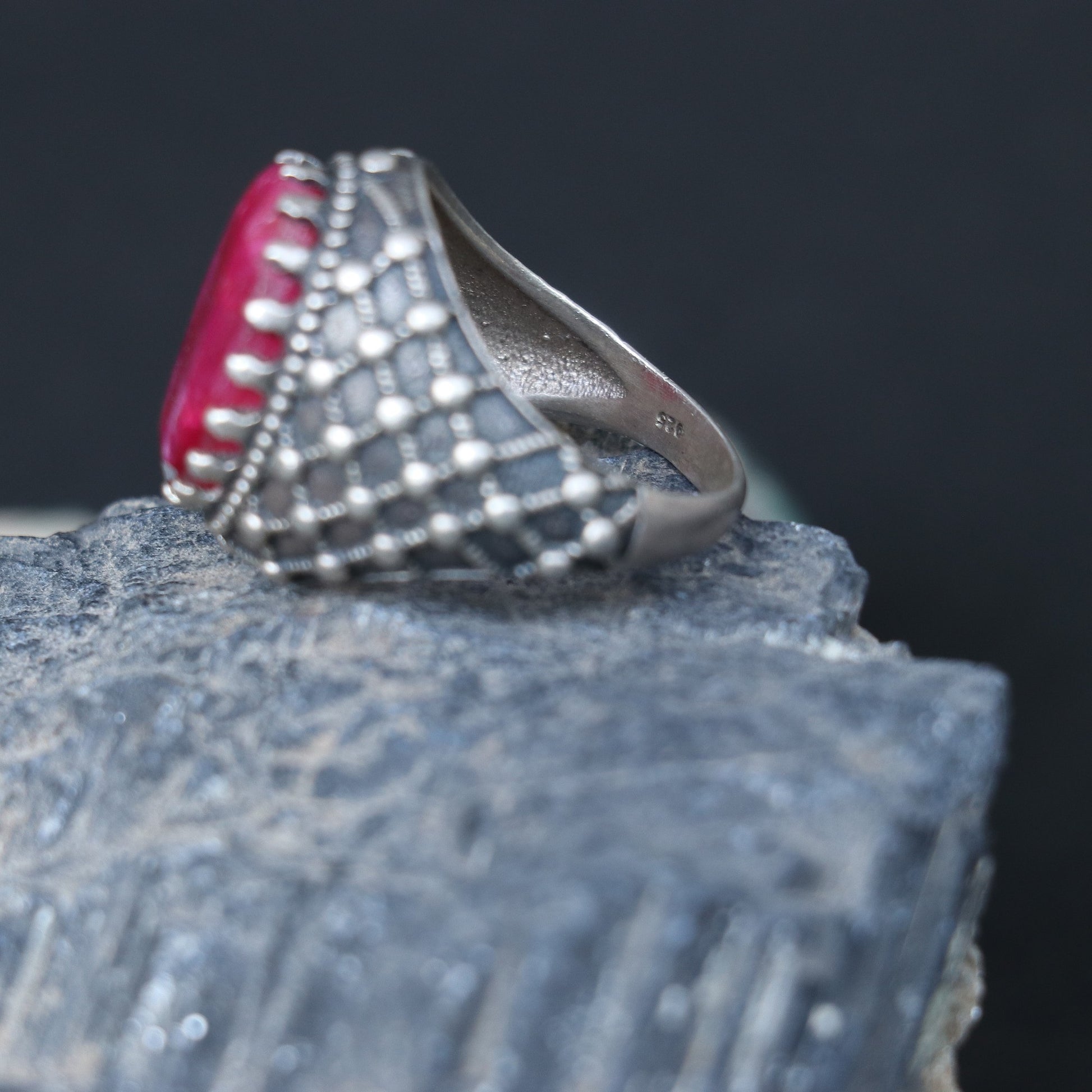 Silver Ring with a striking oval Indian Rubie