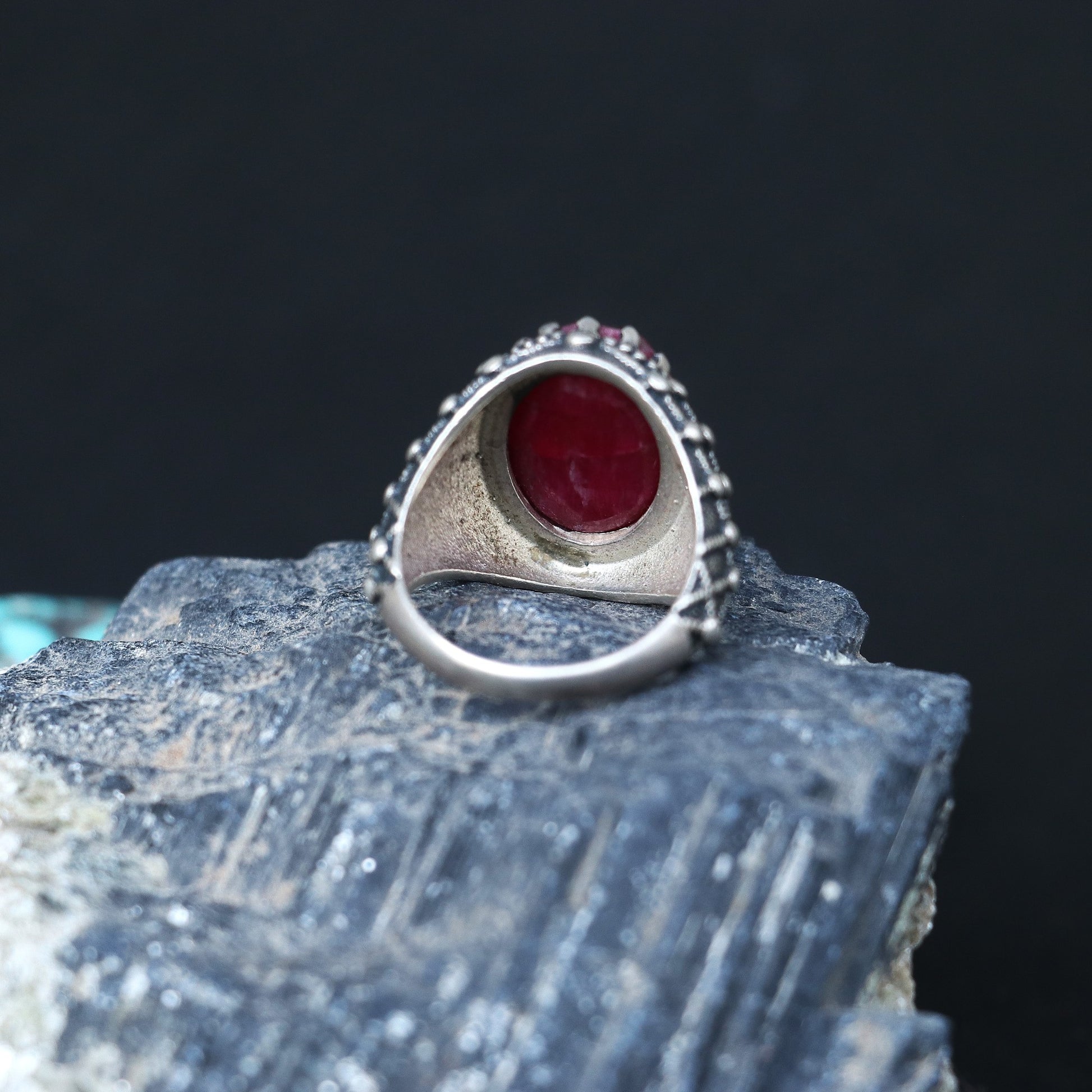 Silver Ring with a striking oval Indian Rubie