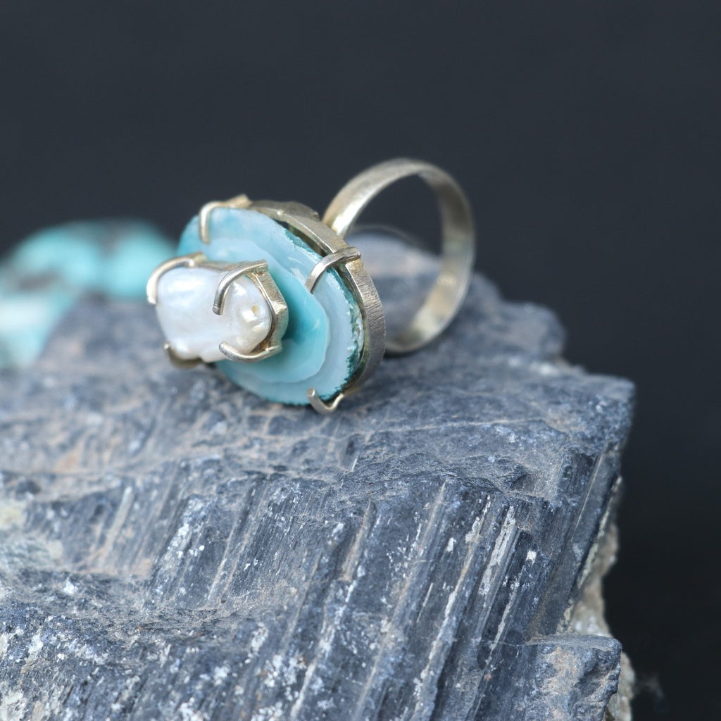 BLUE AGATE SLICE WITH PEARL STERLING SILVER RING