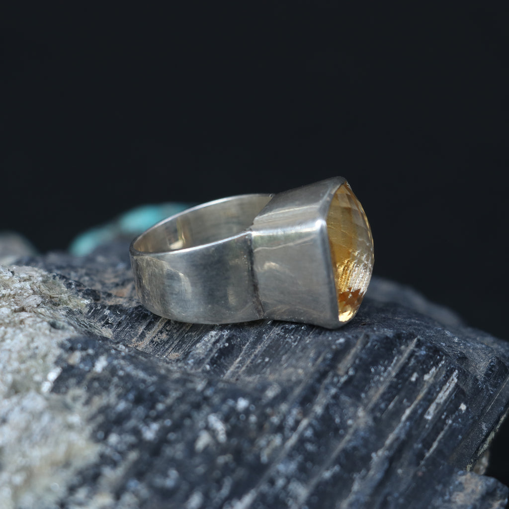 SILVER RING WITH A GOLDEN TOPAZ