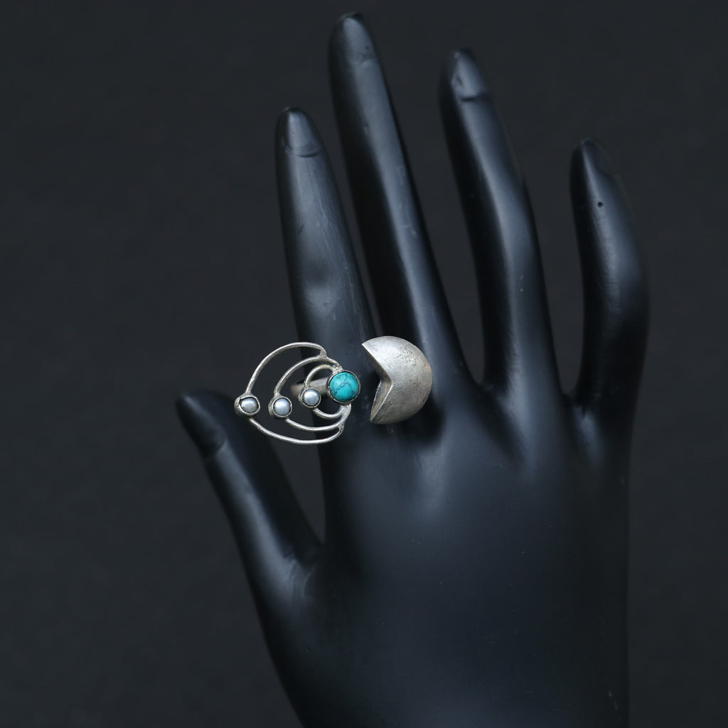 ARTISTIC SILVER RING WITH OPEN ABSTRACT DESIGN - TURQUOISE & PEARLS