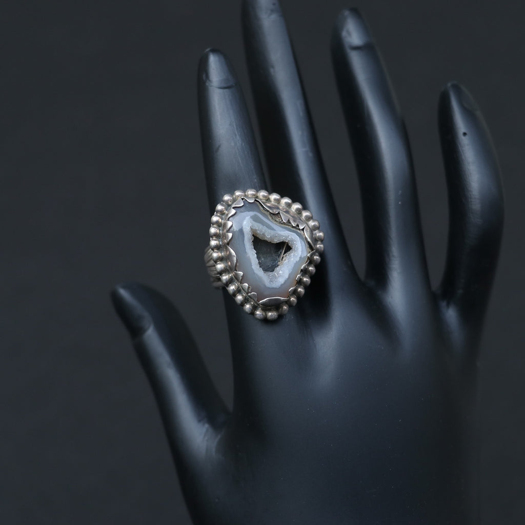 RUSTIC SILVER RING FEATURING A RAW AGATE SLICE IN A BOLD BEADED BEZEL