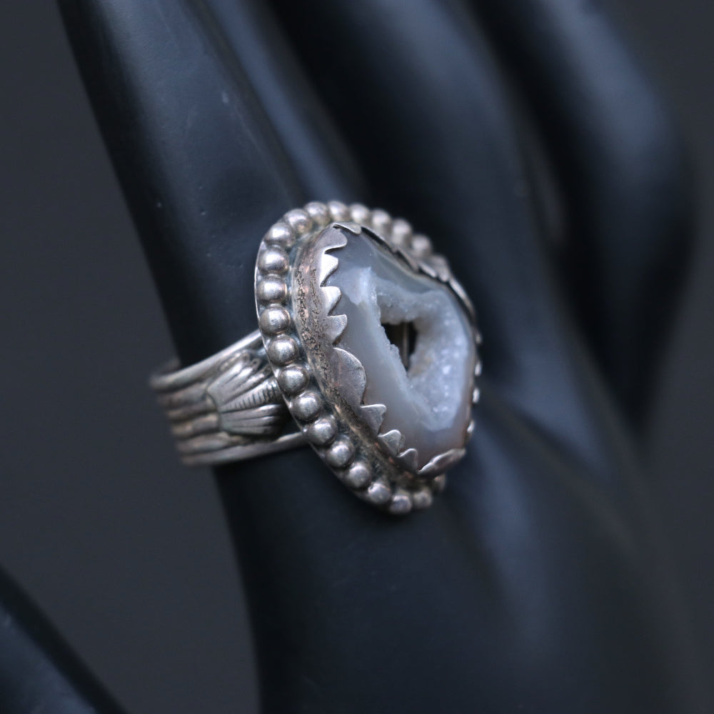 Rustic Silver Ring Featuring a Raw Agate Slice in a Bold Beaded Bezel