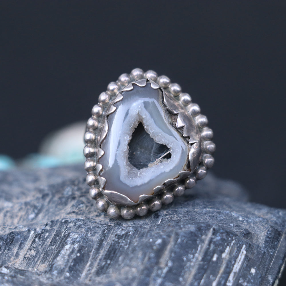 Rustic Silver Ring Featuring a Raw Agate Slice in a Bold Beaded Bezel