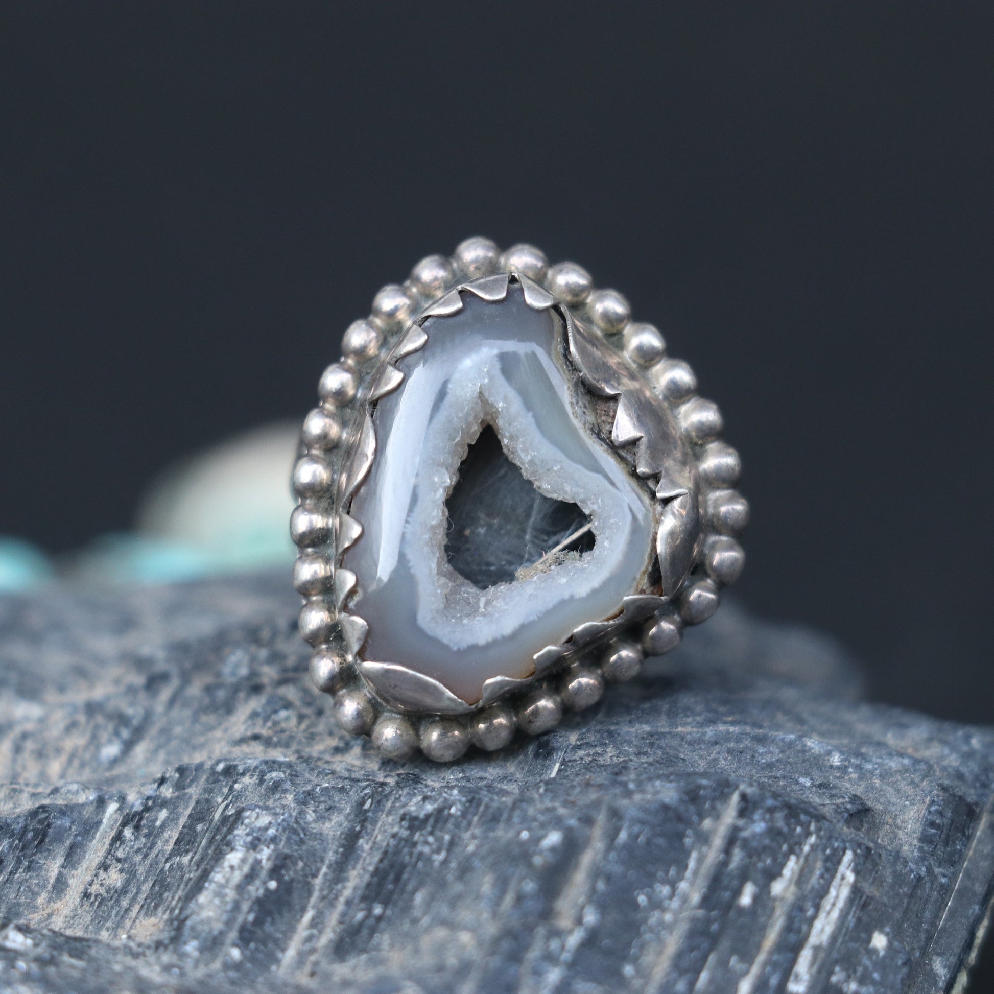 RUSTIC SILVER RING FEATURING A RAW AGATE SLICE IN A BOLD BEADED BEZEL