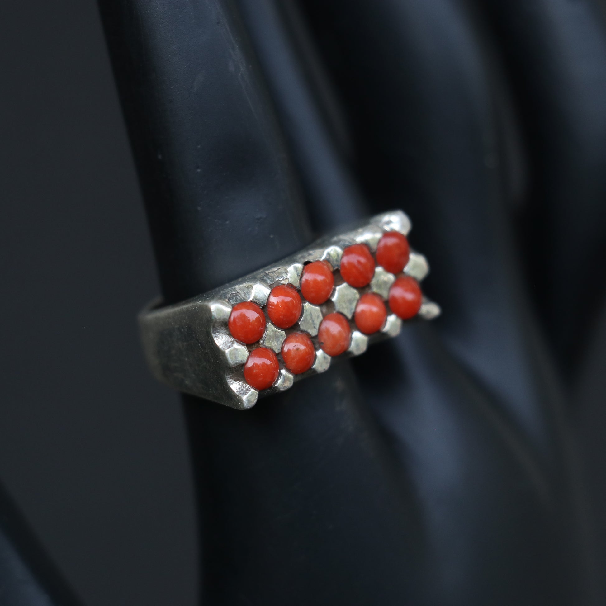 SILVER RING FEATURING RED CORALS