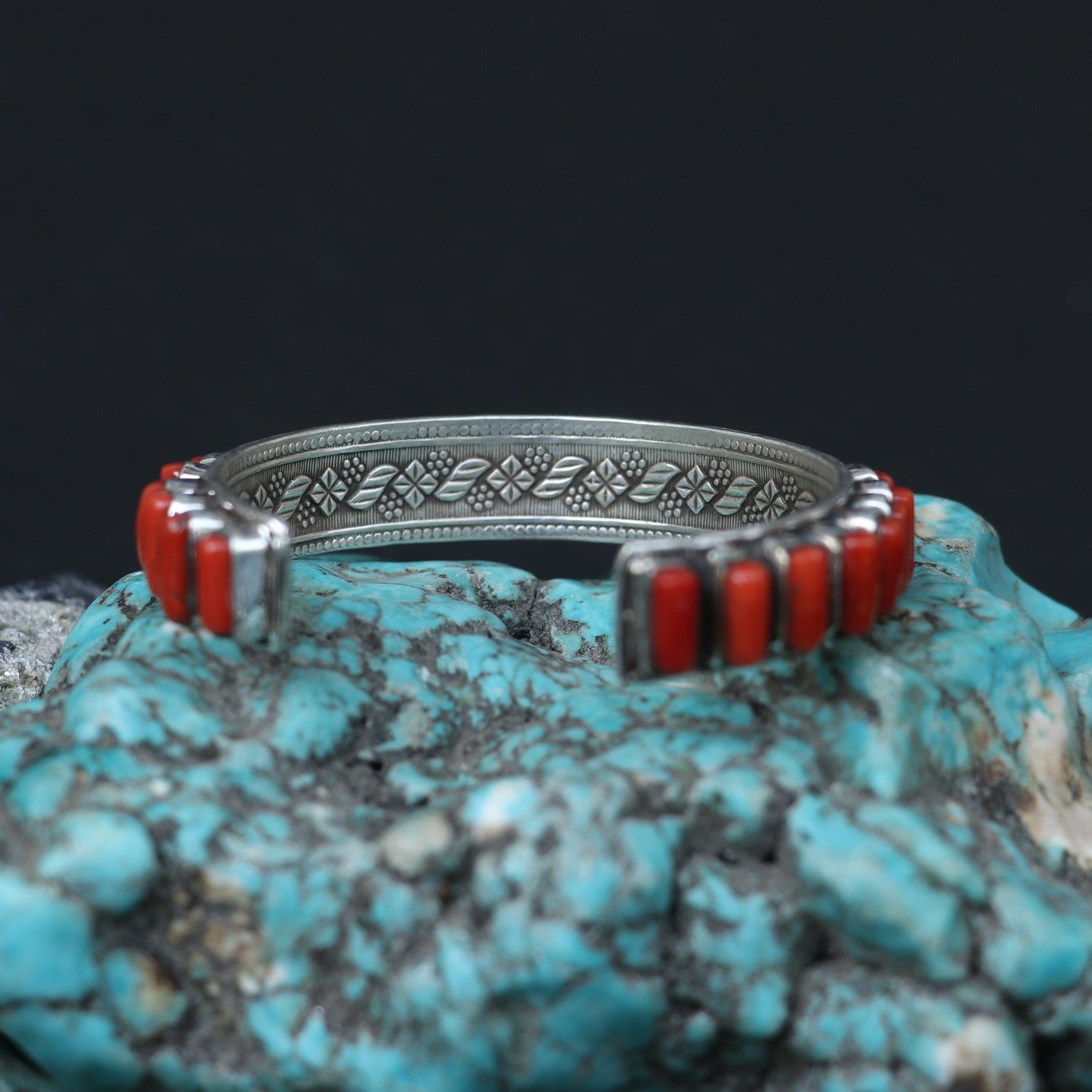 STERLING SILVER BANGLE ADORNED WITH CORALS