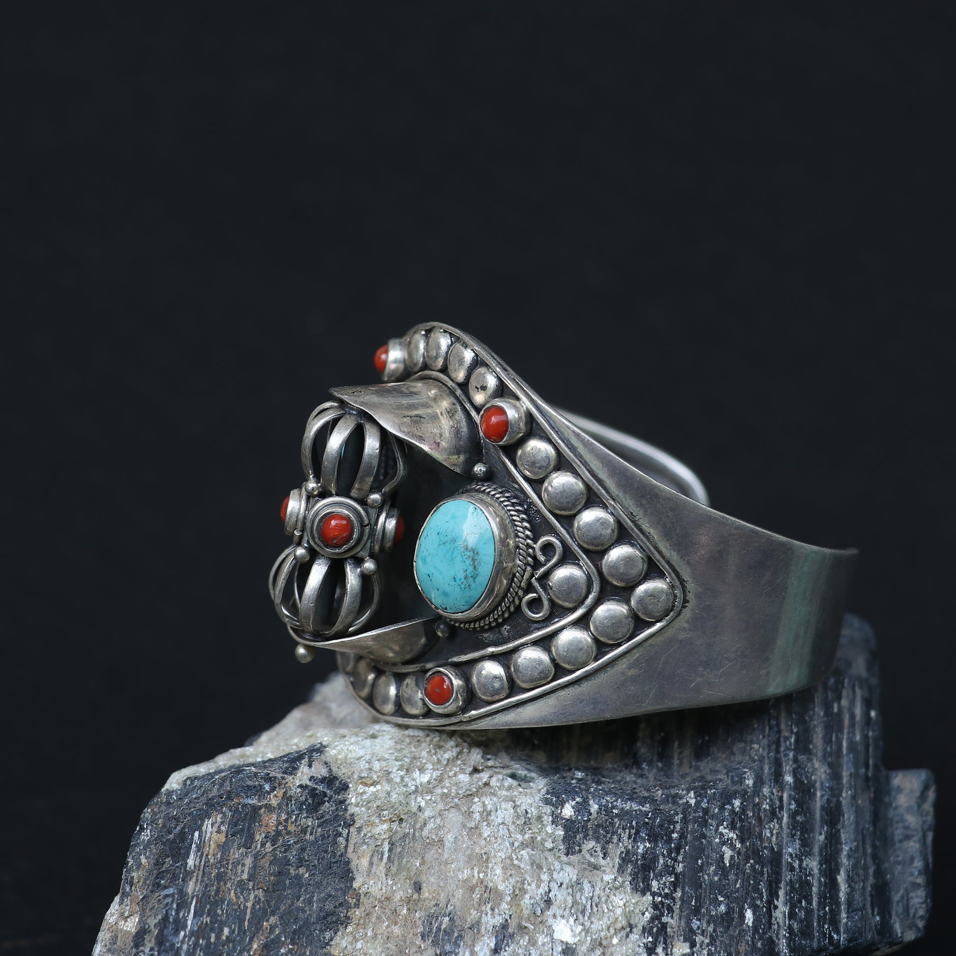 SILVER NEPALI STYLE KADA FEATURING TURQUOISE AND CORAL STONES