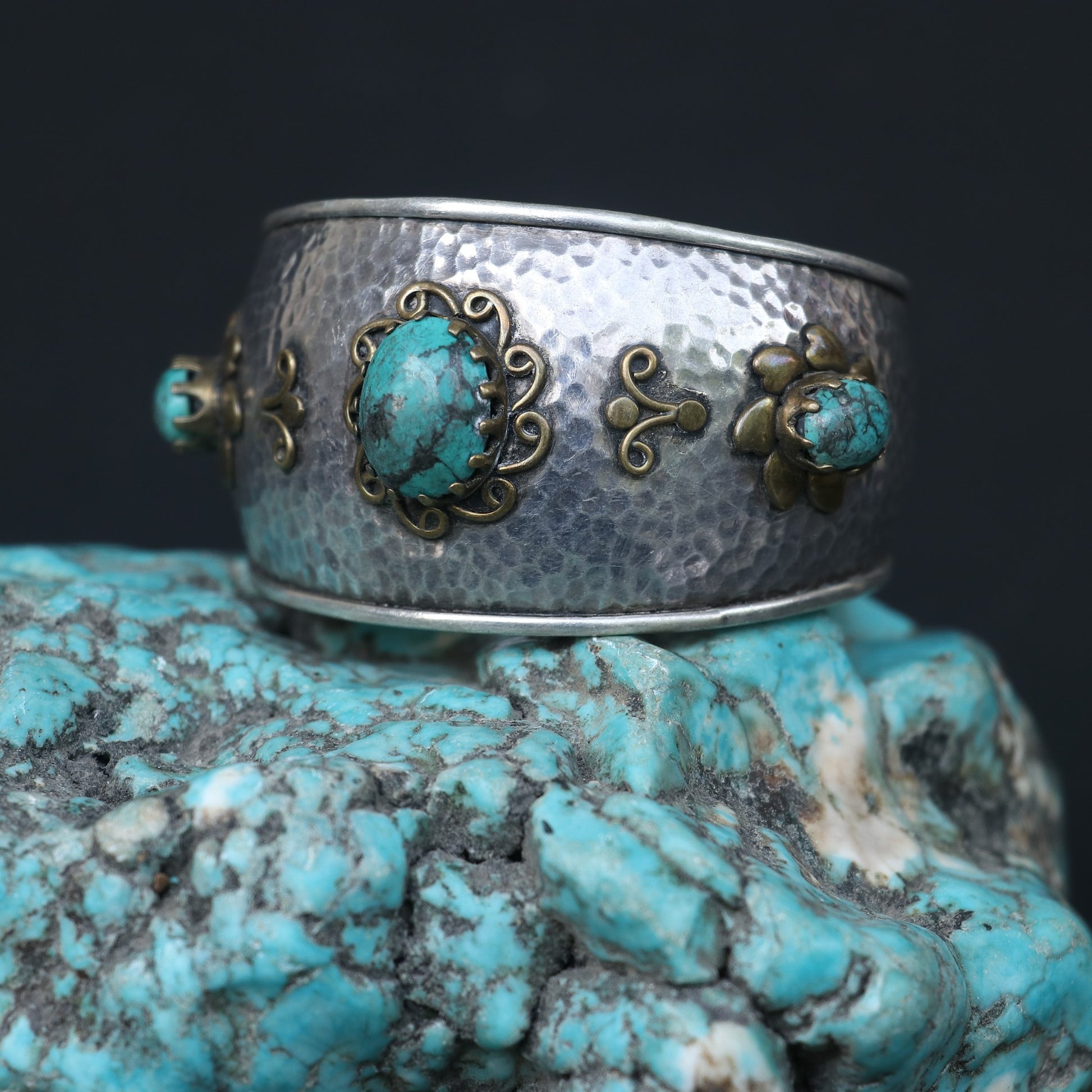 SILVER KADA ADORNED WITH TURQUOISE STONES