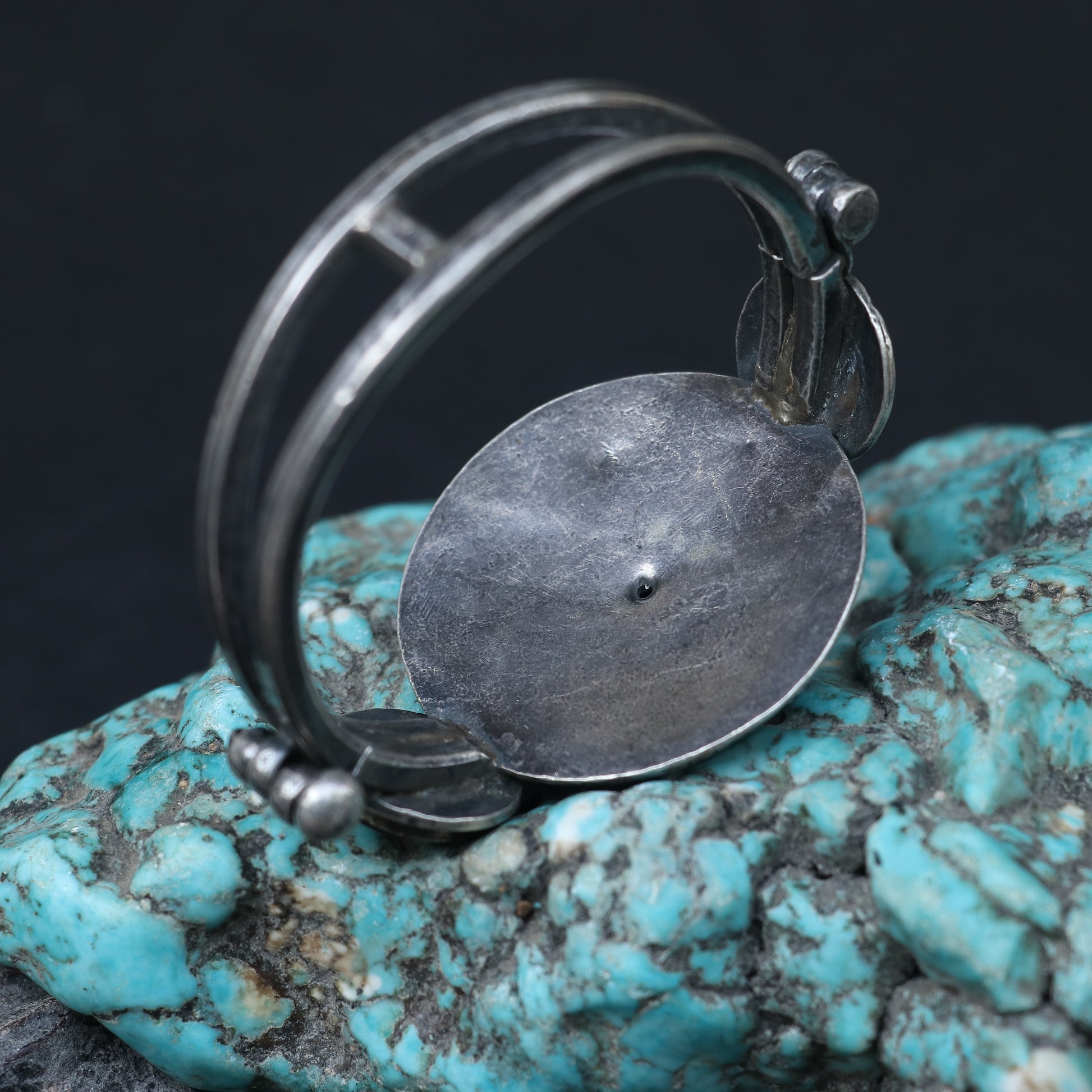 OXIDISED SILVER KADA WITH A DOME CENTERPIECE