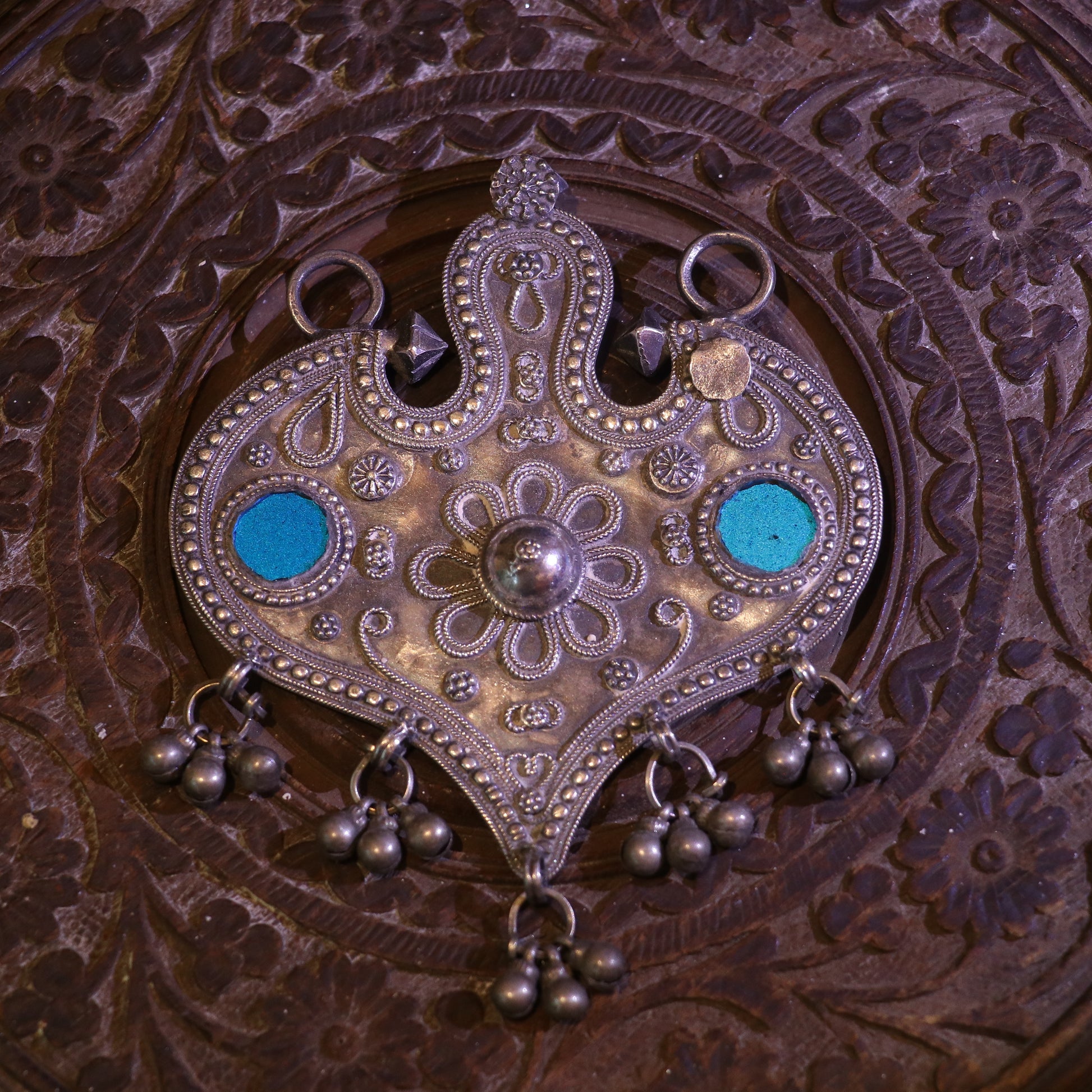 SILVER PENDANT WITH FLORAL EMBOSSING & TURQUOISE INLAYS