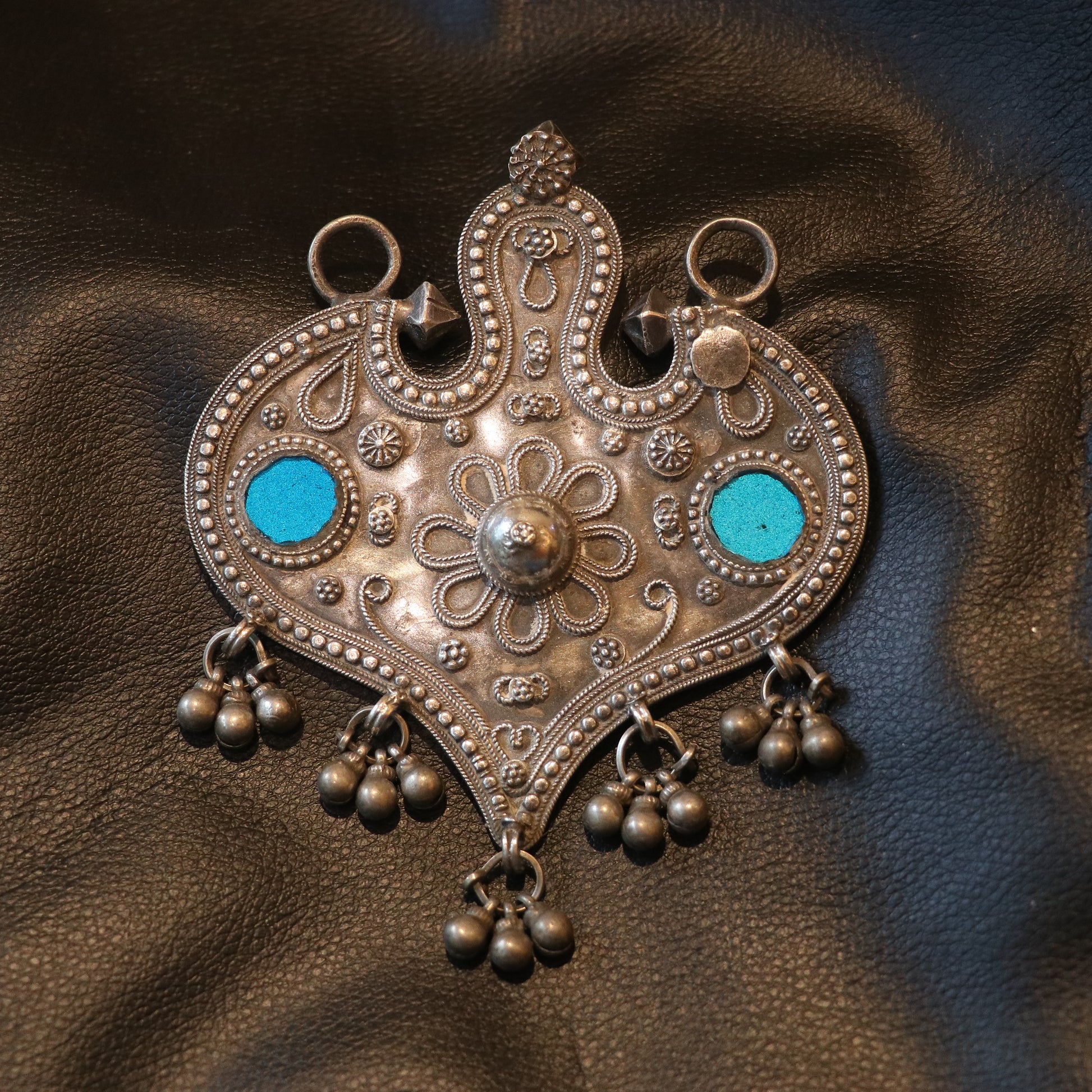 SILVER PENDANT WITH FLORAL EMBOSSING & TURQUOISE INLAYS